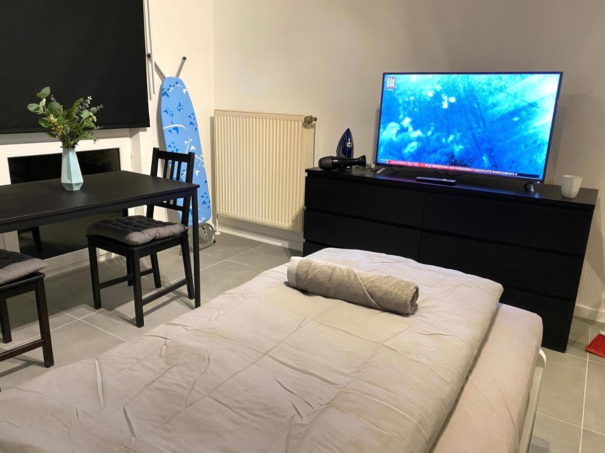Sweet Home Apartment Hannover West - Contactless Check-In エクステリア 写真