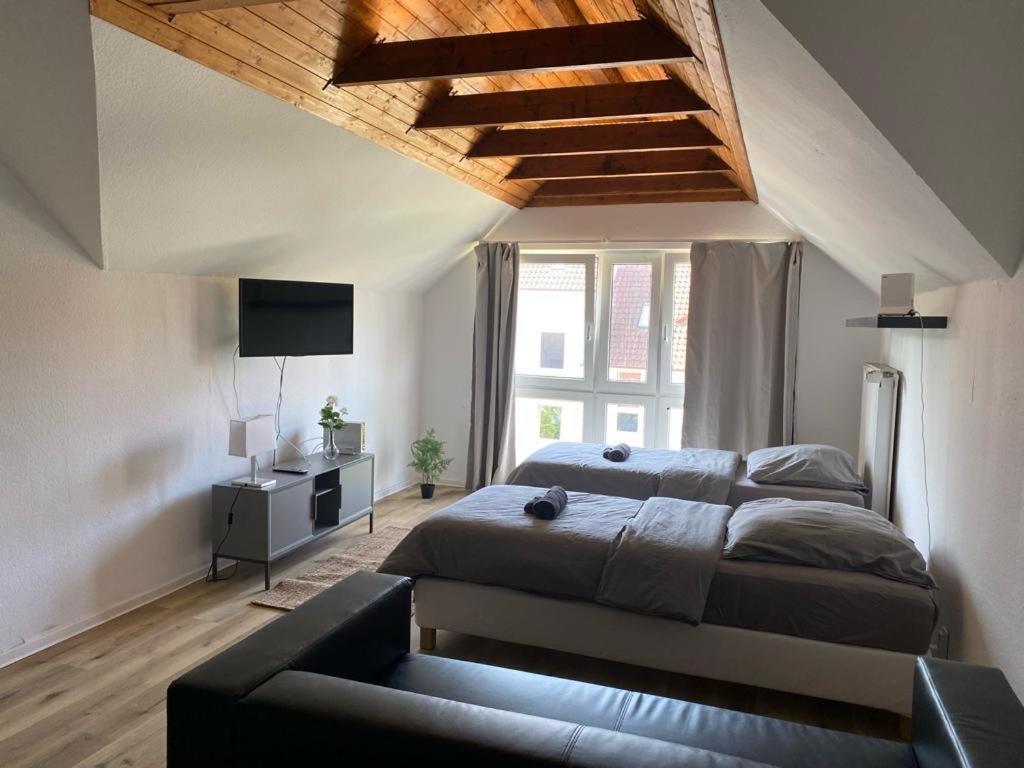 Sweet Home Apartment Hannover West - Contactless Check-In エクステリア 写真