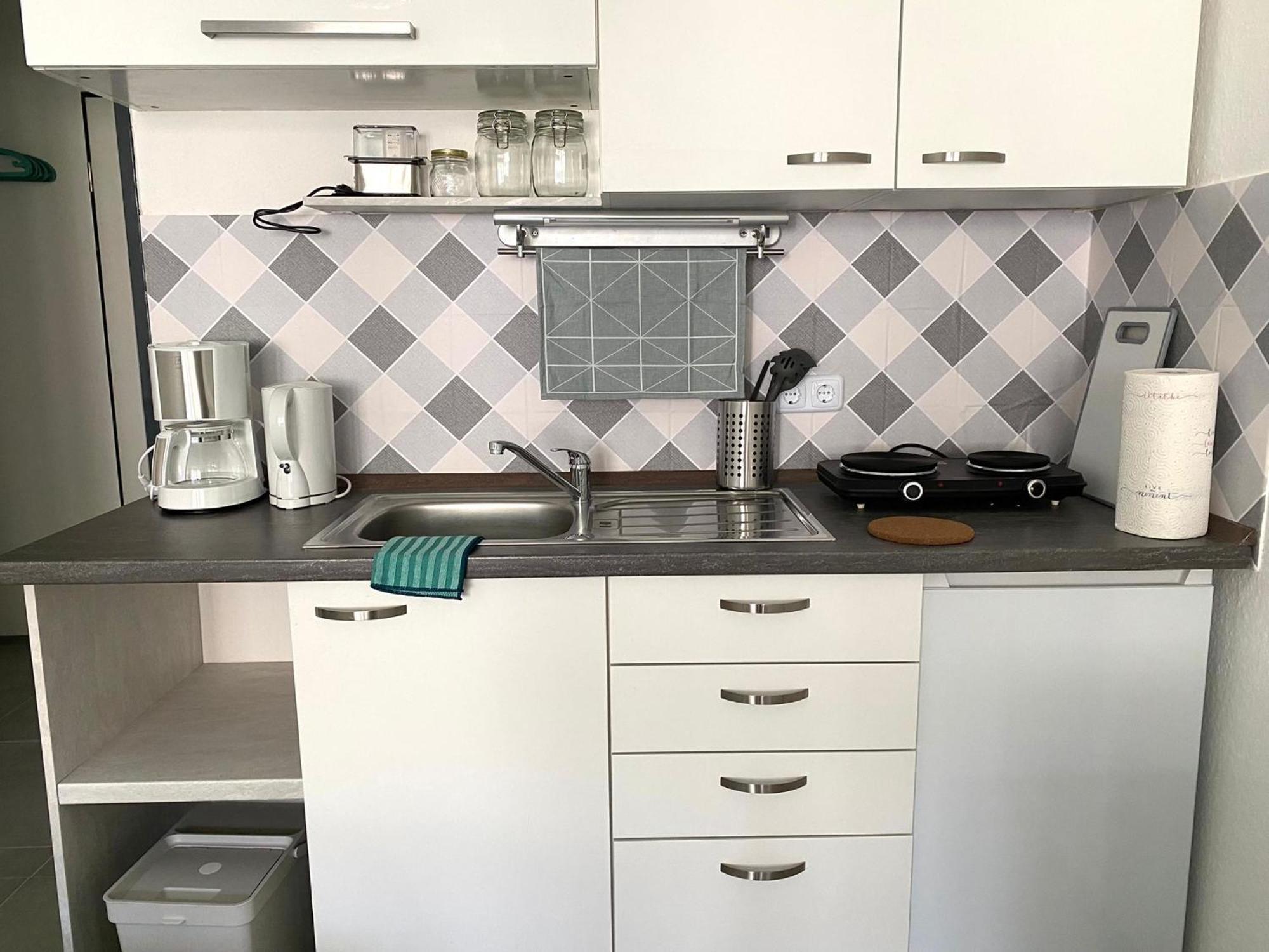 Sweet Home Apartment Hannover West - Contactless Check-In エクステリア 写真